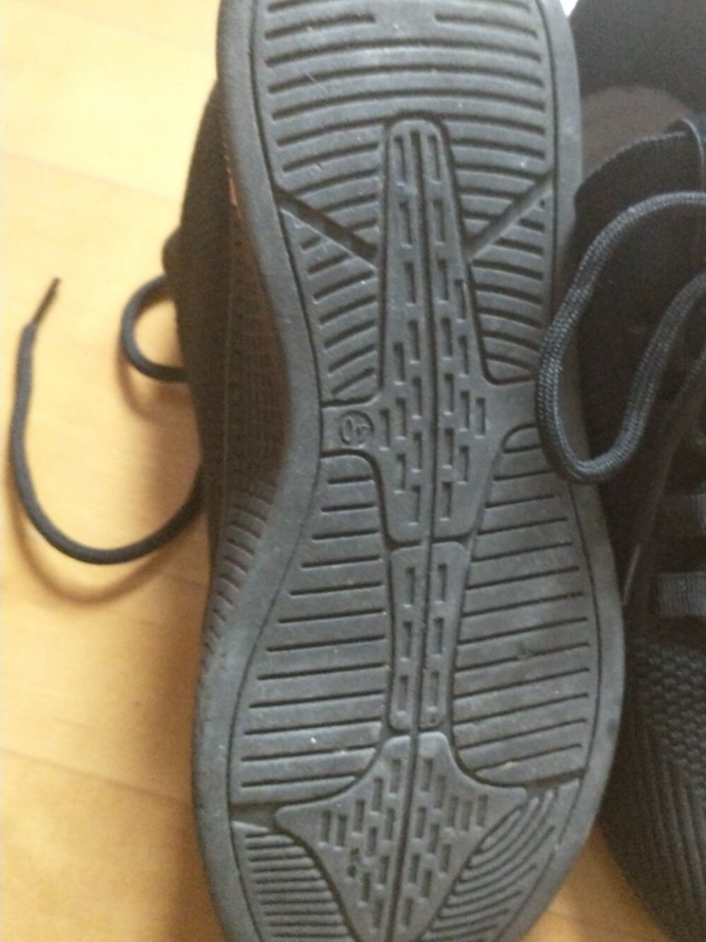 Running shoes - Picture 4 of 5